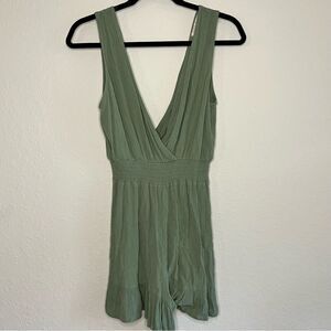Rewind boho romper 🔥Sage green 🔥 Size small